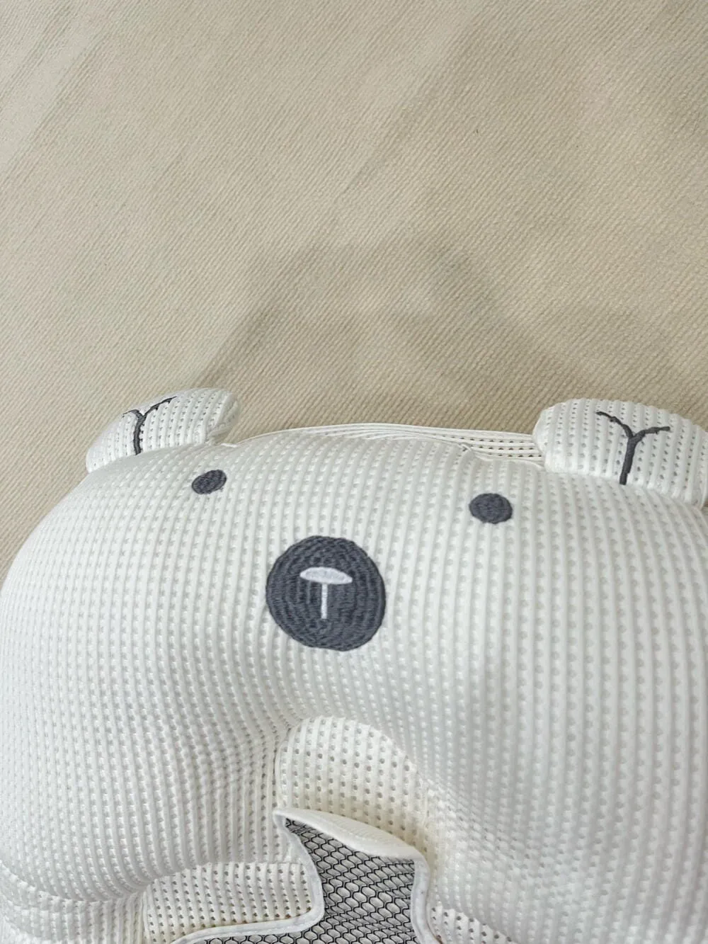 Gối chống trào ngược Chilux gấu trắng (kèm phụ kiện) - Ảnh 12