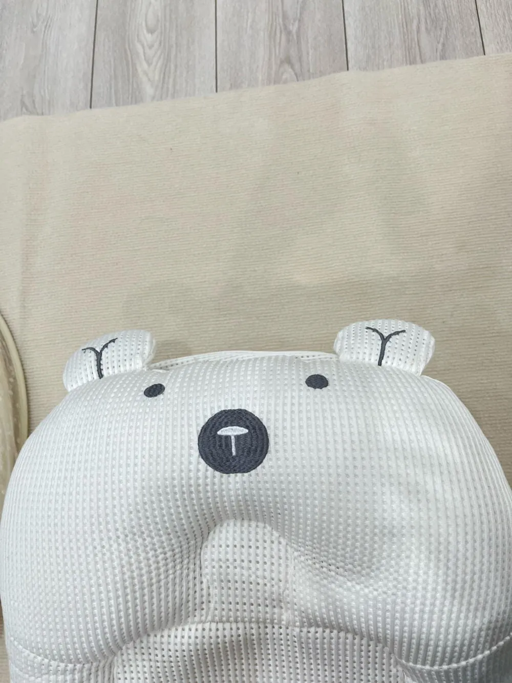 Gối chống trào ngược Chilux gấu trắng (kèm phụ kiện) - Ảnh 14