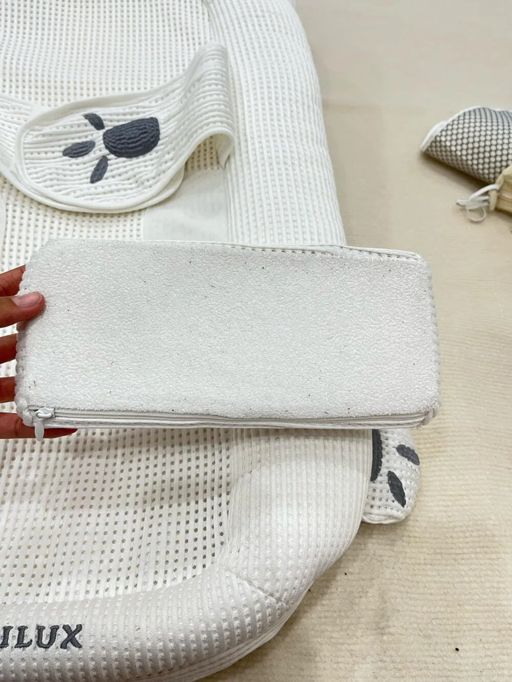 Gối chống trào ngược Chilux gấu trắng (kèm phụ kiện) - Ảnh 15