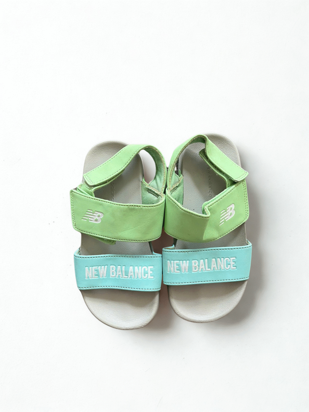 Sandal New Balance trẻ em màu xanh min 18cm