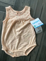 Set 2 bộ body bé gái Carter & First impressions 3-12M - Image 3
