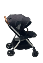 Xe đẩy Nuna Triv khung bạc cho bé từ 0M+ đến 4 tuổi (22kg)