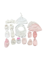 Set 11 món bao tay/ yếm/ bao chân/ nón bé mix lộn xộn 0-1M
