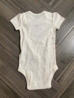 Body suit 3M-6M màu trắng hoạ tiết hoa Carter - Image 3