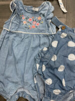 Set 2 bodysuits cọc tay cho bé kèm nón 3-6M Mothercare - Image 4