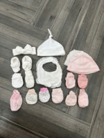 Set 11 món bao tay/ yếm/ bao chân/ nón bé mix lộn xộn 0-1M - Image 3