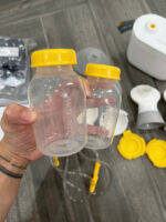 Máy hút sữa Medela pump in style max flow còn bảo hành 9/2025 (tặng kèm áo ngực hút sữa & túi trữ sữa) - Image 11