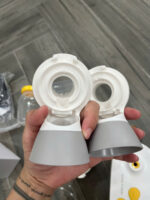 Máy hút sữa Medela pump in style max flow còn bảo hành 9/2025 (tặng kèm áo ngực hút sữa & túi trữ sữa) - Image 23