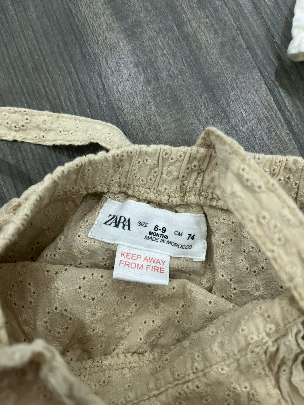 Set 2 yếm cho bé gái H&M và Zara 6-12M - Ảnh 8