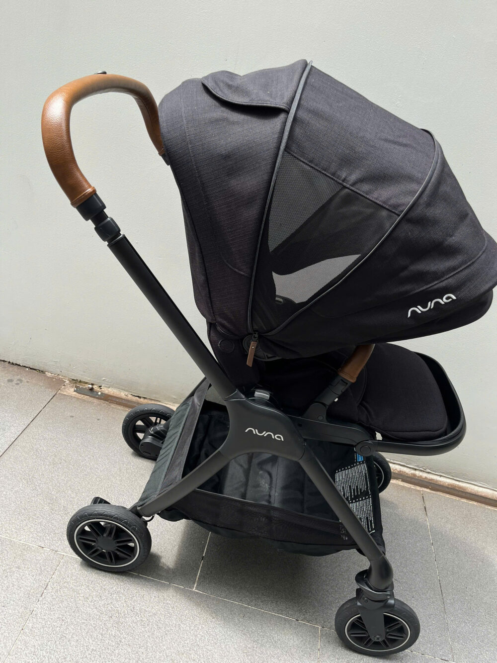 Xe đẩy Nuna triv đen - Ảnh 10