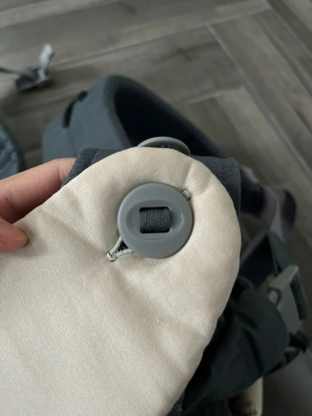 Địu Joie Savvy 4 - Ảnh 3