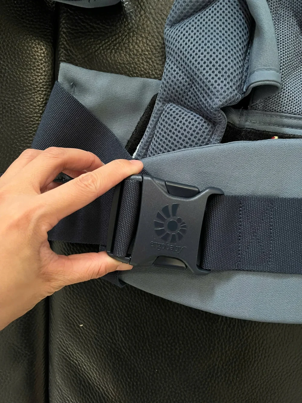 Địu Ergobaby Omni 360 cool air màu xanh - Ảnh 5