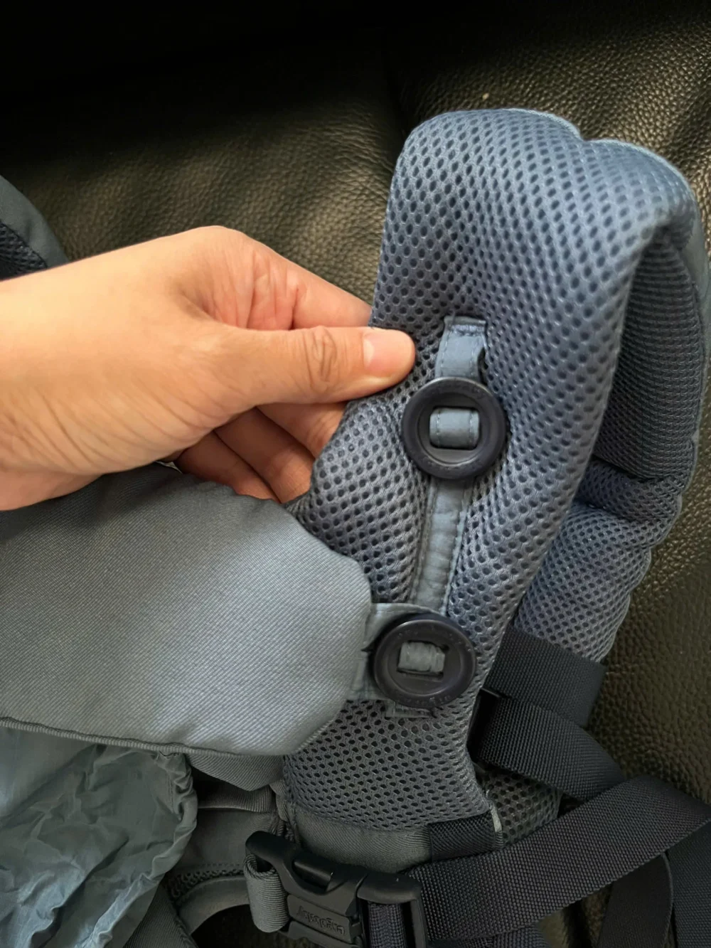 Địu Ergobaby Omni 360 cool air màu xanh - Ảnh 6