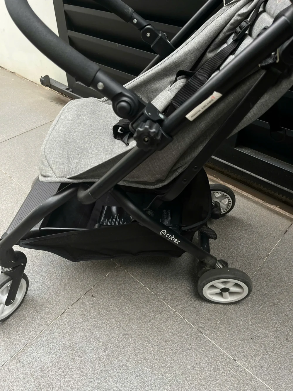 Xe đẩy Cybex Eezy S màu xám tích hợp bumper 4M+ đến 3 Tuổi - Ảnh 13