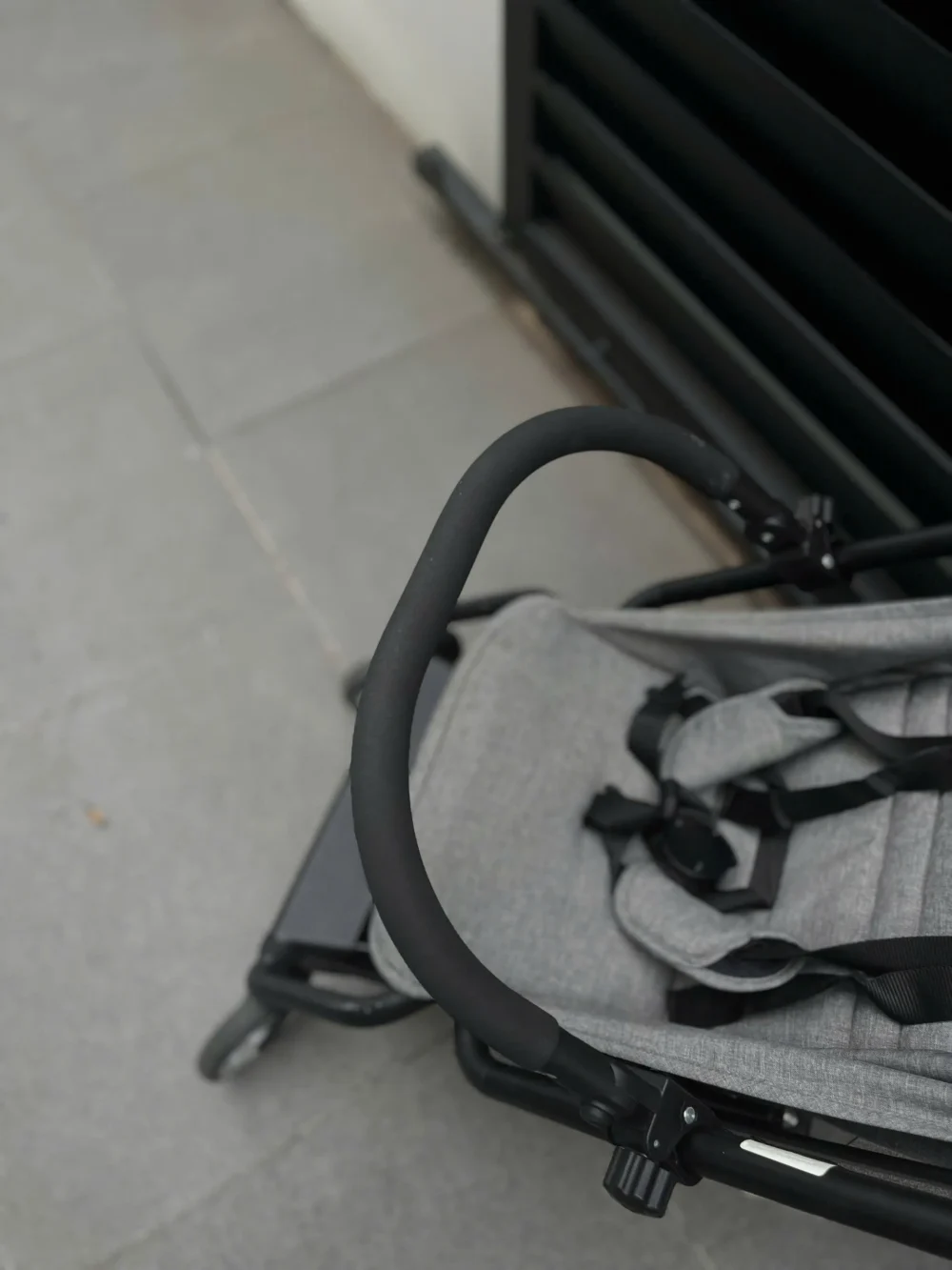 Xe đẩy Cybex Eezy S màu xám tích hợp bumper 4M+ đến 3 Tuổi - Ảnh 10