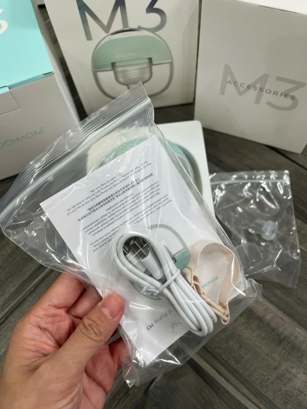 Máy hút sữa rảnh tay M3 Mooimom (máy đơn) - Ảnh 3