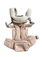 Địu Ergo baby Omni Breeze tặng kèm yếm địu (màu baby pink) 0-4 tuổi