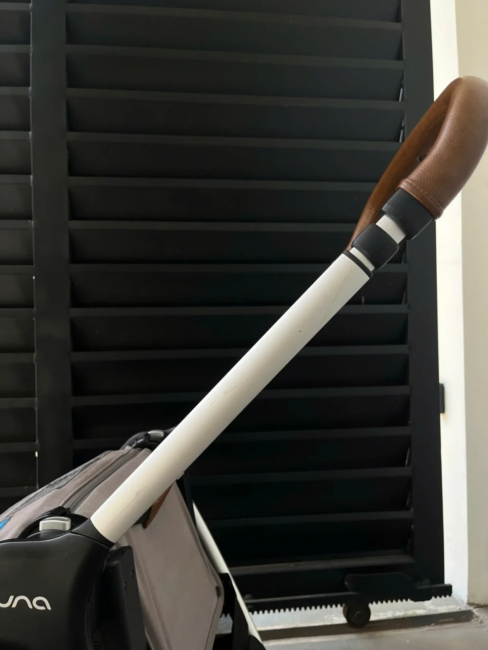 Xe đẩy Nuna triv màu xám khung bạc 0-4 tuổi - Ảnh 6