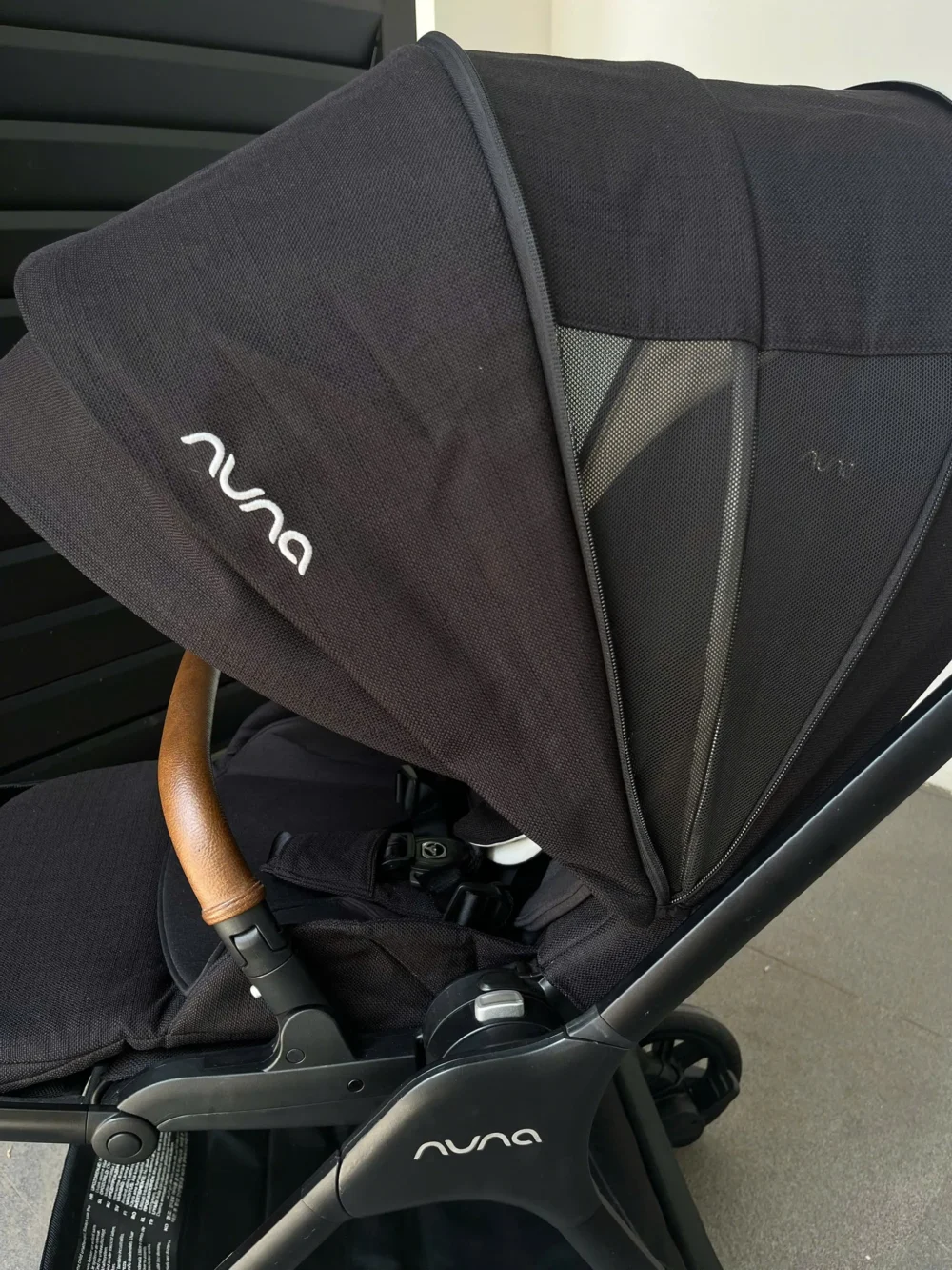 Xe đẩy Nuna triv màu đen khung đen 0-4 tuổi - Ảnh 20