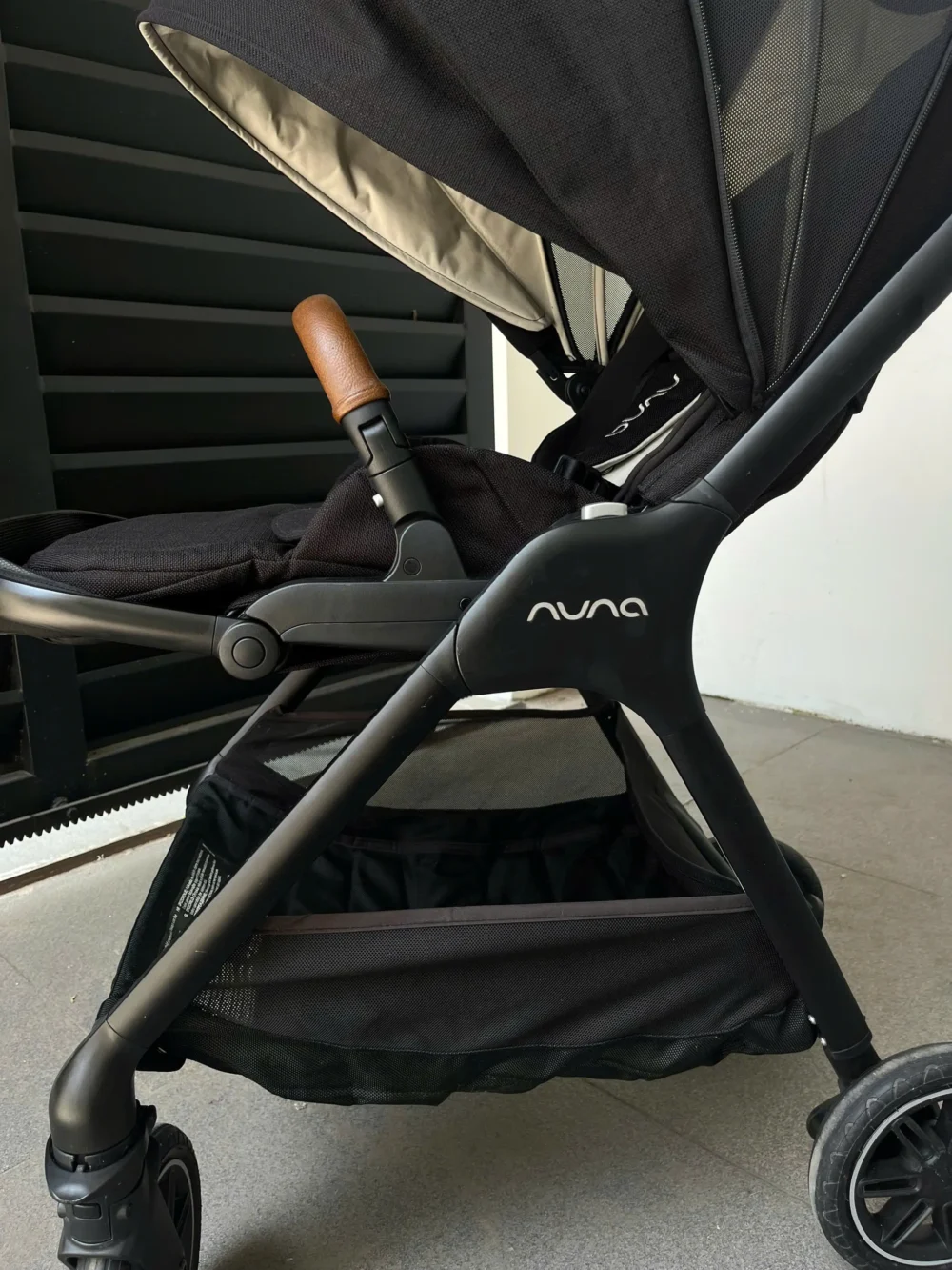 Xe đẩy Nuna triv màu đen khung đen 0-4 tuổi - Ảnh 21