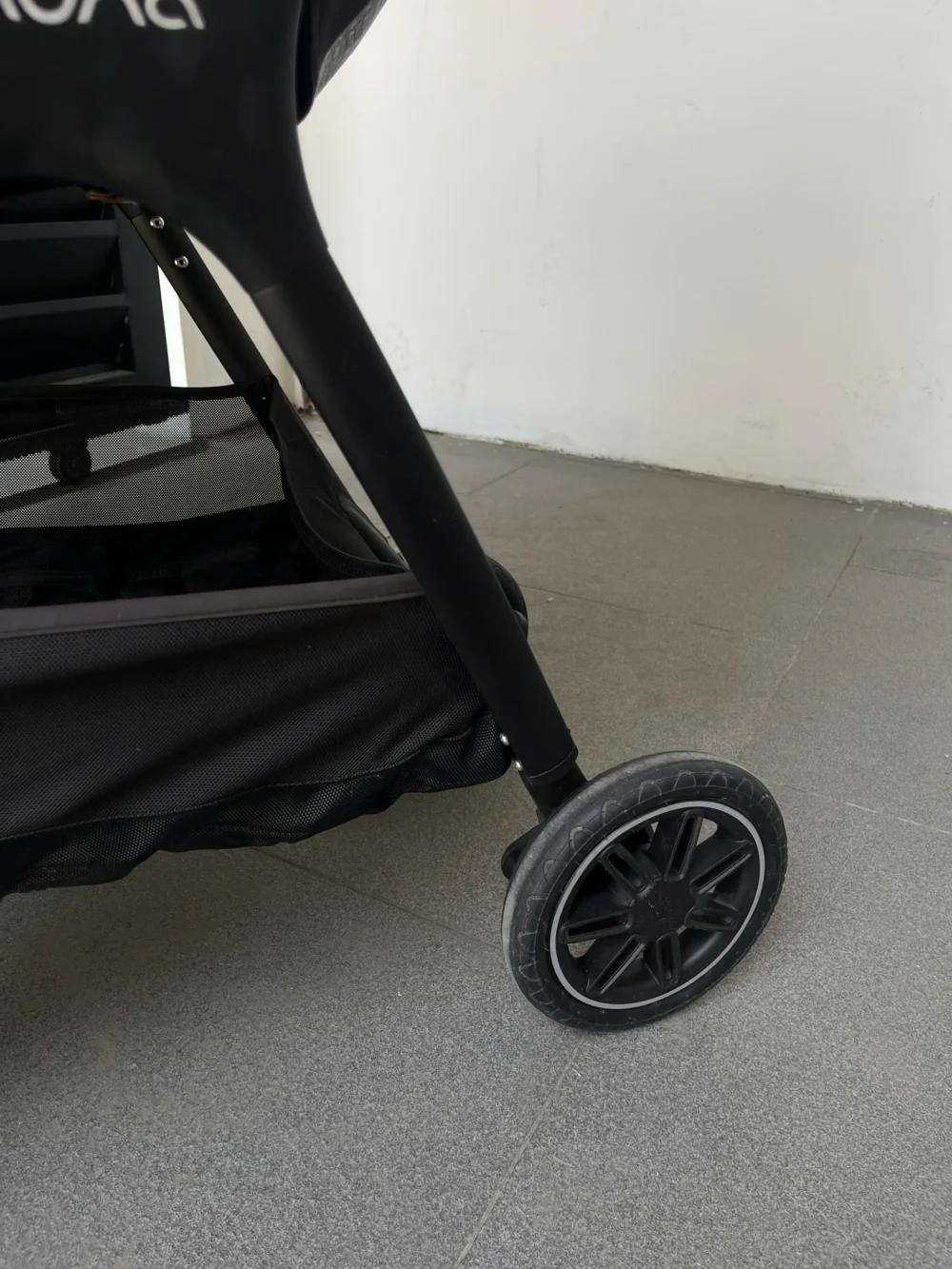 Xe đẩy Nuna triv màu đen khung đen 0-4 tuổi - Ảnh 23