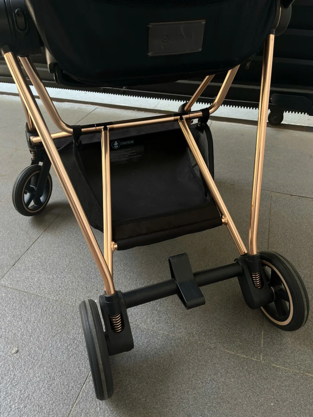 Xe đẩy Cybex mios 2 màu đen khung rose gold (kèm sẵn bọc tay cầm xe đẩy) / 2 - Ảnh 25