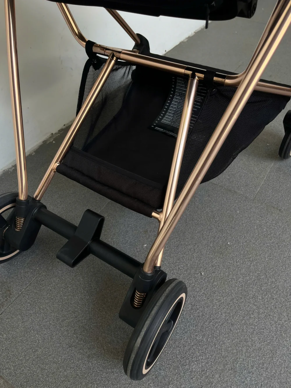 Xe đẩy Cybex mios 2 màu đen khung rose gold (kèm sẵn bọc tay cầm xe đẩy) 0-4 tuổi - Ảnh 17