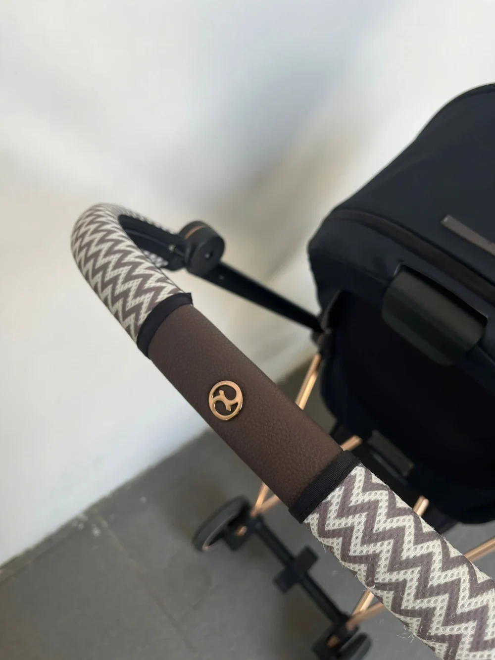 Xe đẩy Cybex mios 2 màu đen khung rose gold (kèm sẵn bọc tay cầm xe đẩy) 0-4 tuổi - Ảnh 18