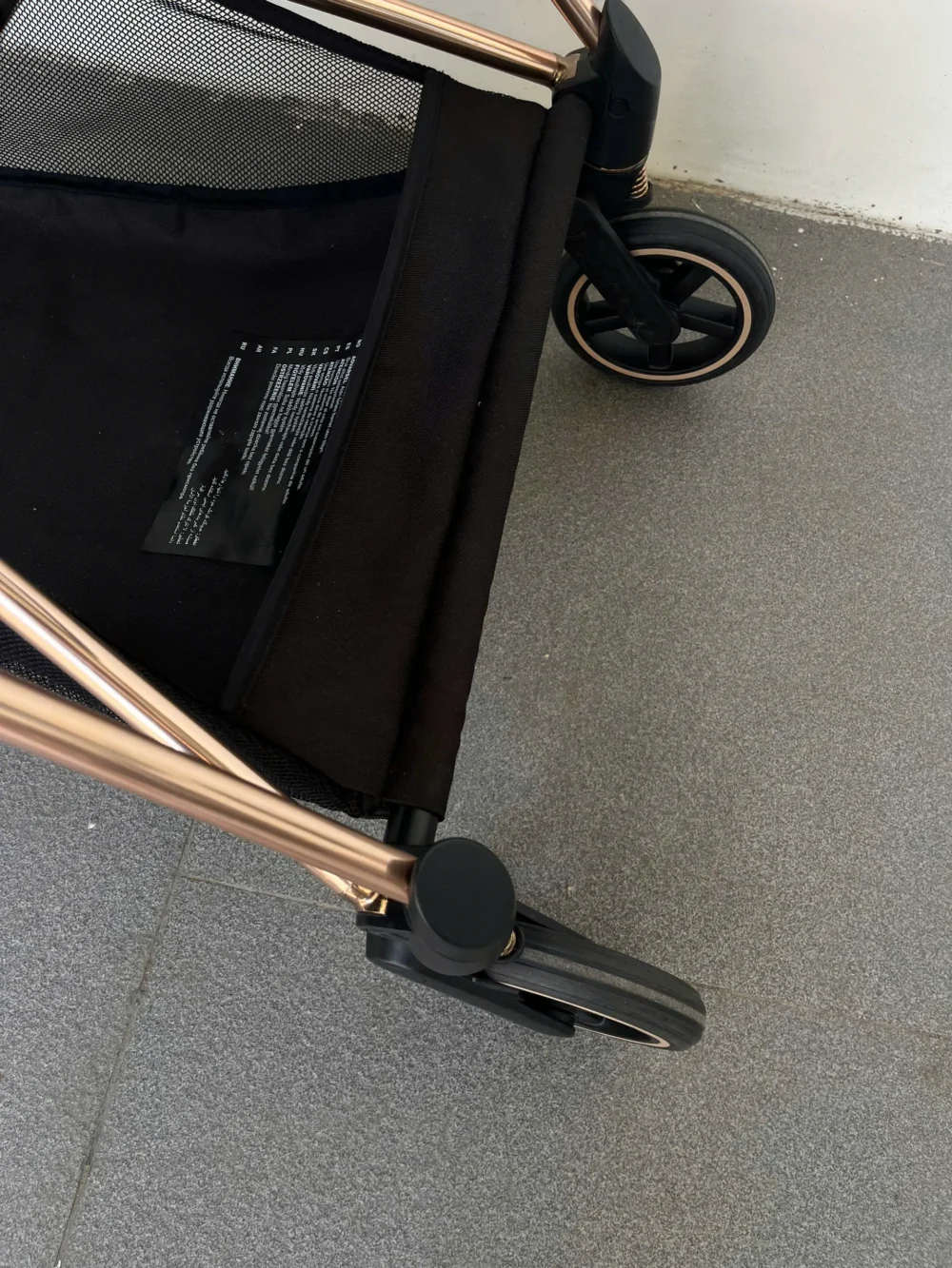 Xe đẩy Cybex mios 2 màu đen khung rose gold (kèm sẵn bọc tay cầm xe đẩy) 0-4 tuổi - Ảnh 19