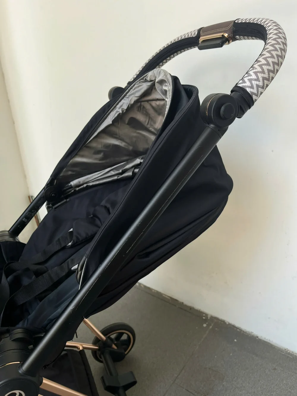 Xe đẩy Cybex mios 2 màu đen khung rose gold (kèm sẵn bọc tay cầm xe đẩy) 0-4 tuổi - Ảnh 23