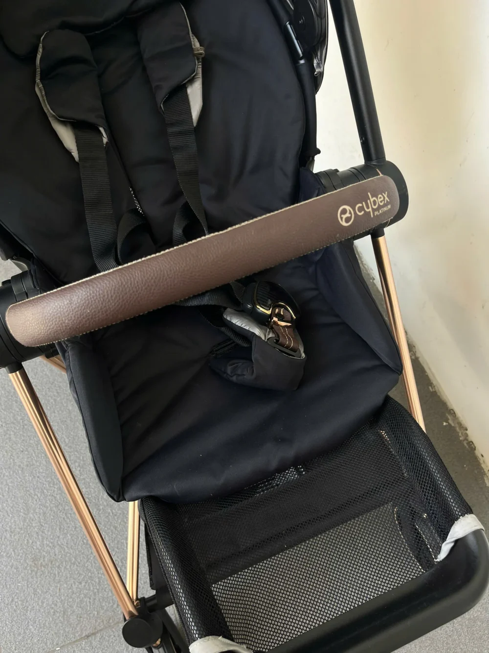 Xe đẩy Cybex mios 2 màu đen khung rose gold (kèm sẵn bọc tay cầm xe đẩy) 0-4 tuổi - Ảnh 3