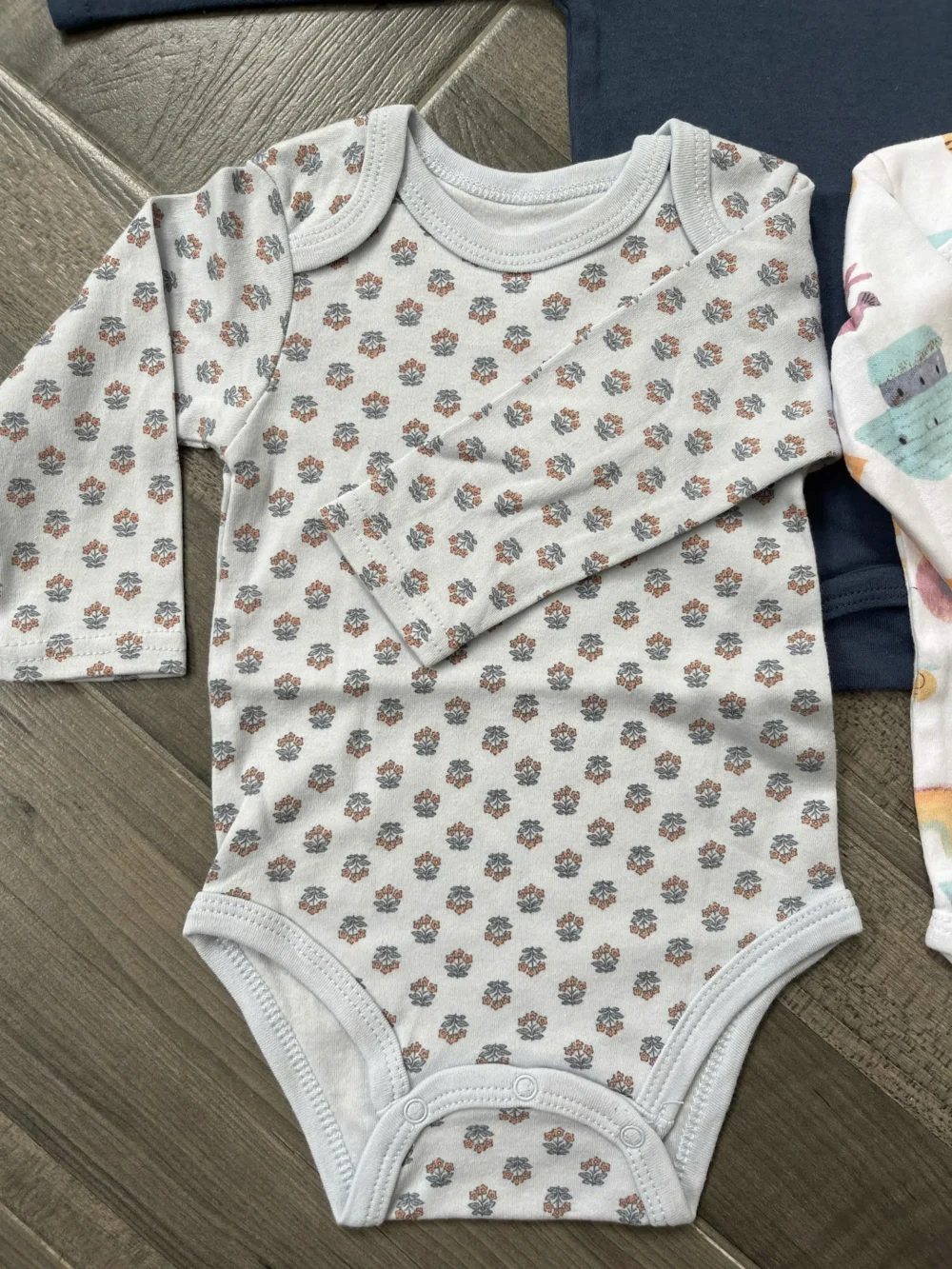Set 3 bodysuit dài tay cho bé gái 3 đến 6 tháng - Ảnh 5