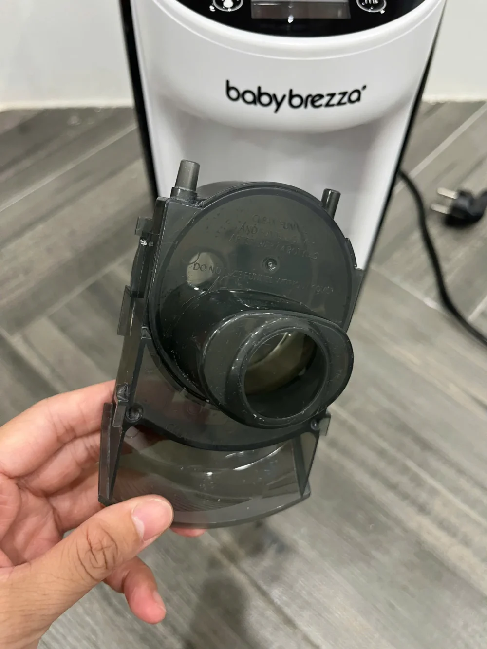 Máy pha sữa Baby Brezza Formula Pro - Ảnh 14