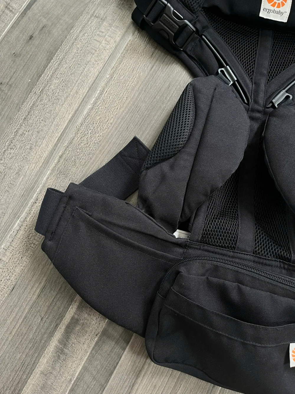 Địu Ergobaby Omni 360 cool air màu đen 0-4 tuổi - Ảnh 5
