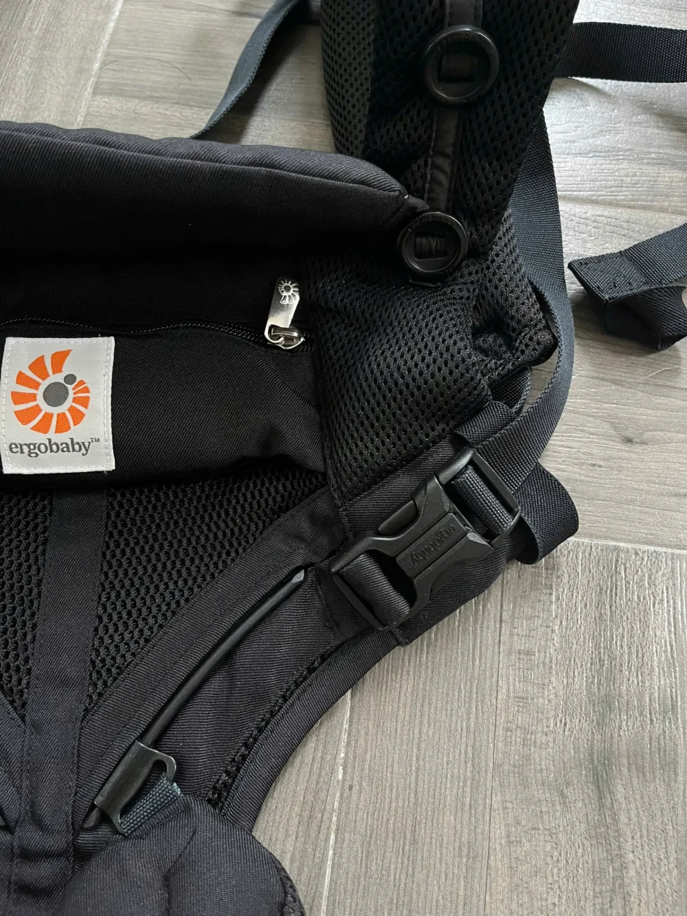 Địu Ergobaby Omni 360 cool air màu đen 0-4 tuổi - Ảnh 7