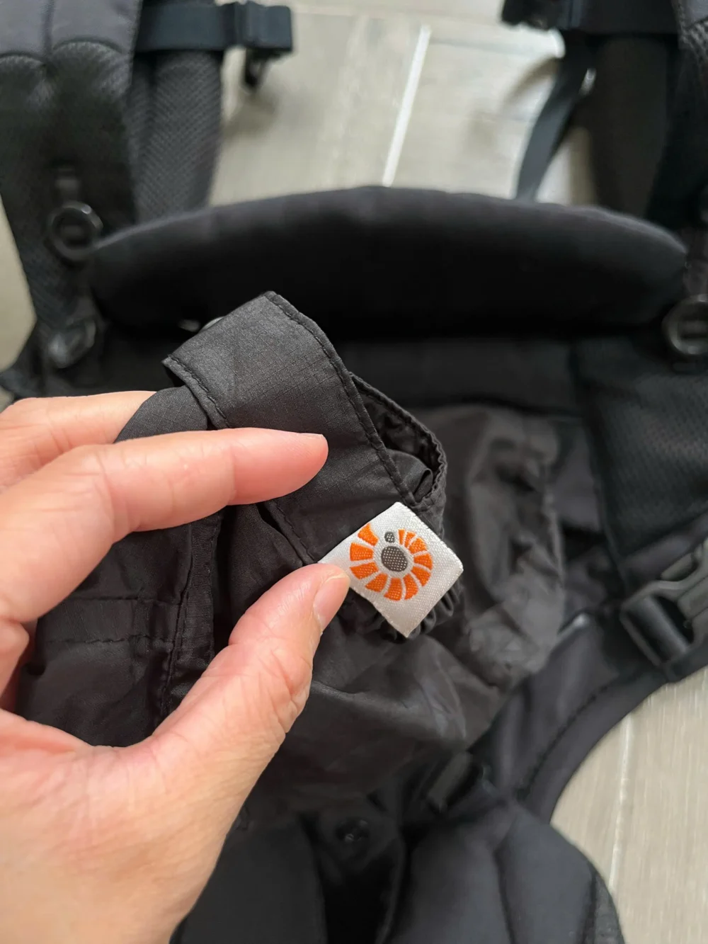 Địu Ergobaby Omni 360 cool air màu đen 0-4 tuổi - Ảnh 10