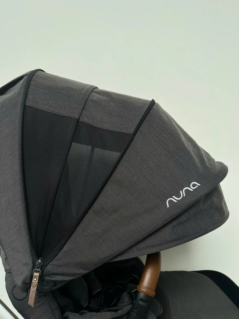 Xe đẩy Nuna triv màu xám đậm khung bạc 0-4 tuổi - Ảnh 23