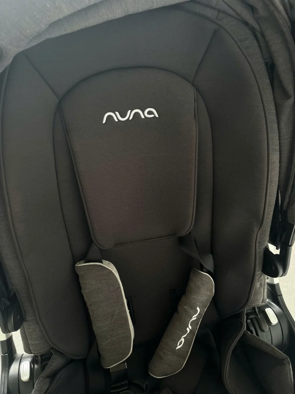 Xe đẩy Nuna triv màu xám đậm khung bạc 0-4 tuổi - Ảnh 13