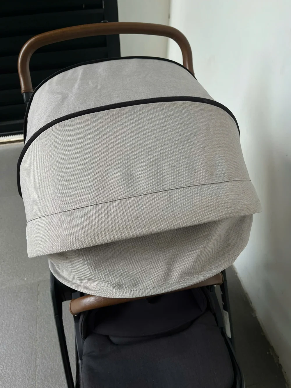 Xe đẩy Nuna triv màu xám nhạt khung đen 0-4 tuổi - Ảnh 17