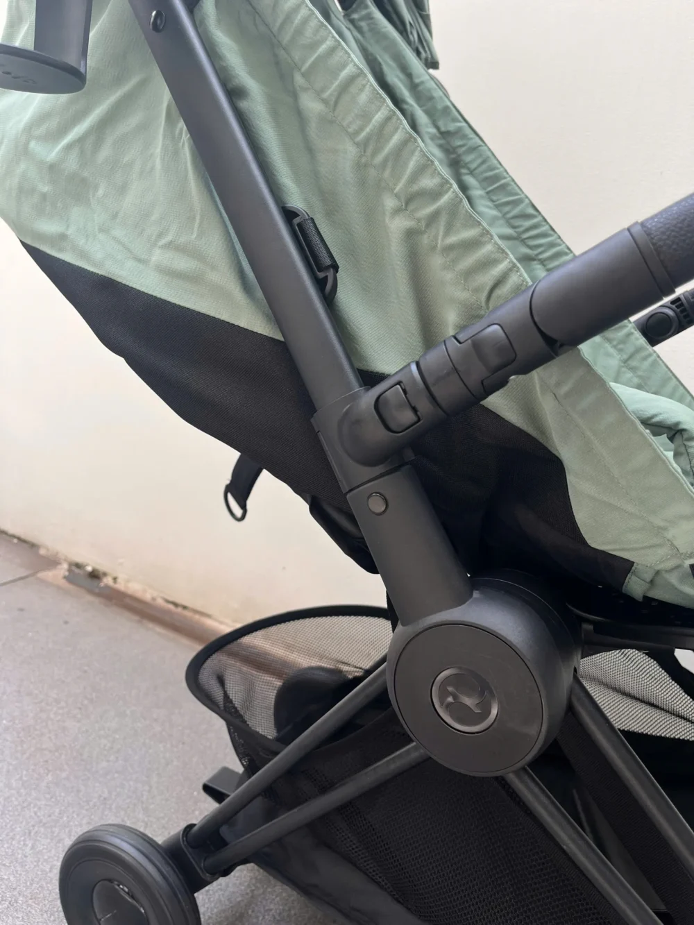 Xe đẩy Cybex Coya màu xanh (kèm sẵn bumper và cup holder) - Ảnh 18