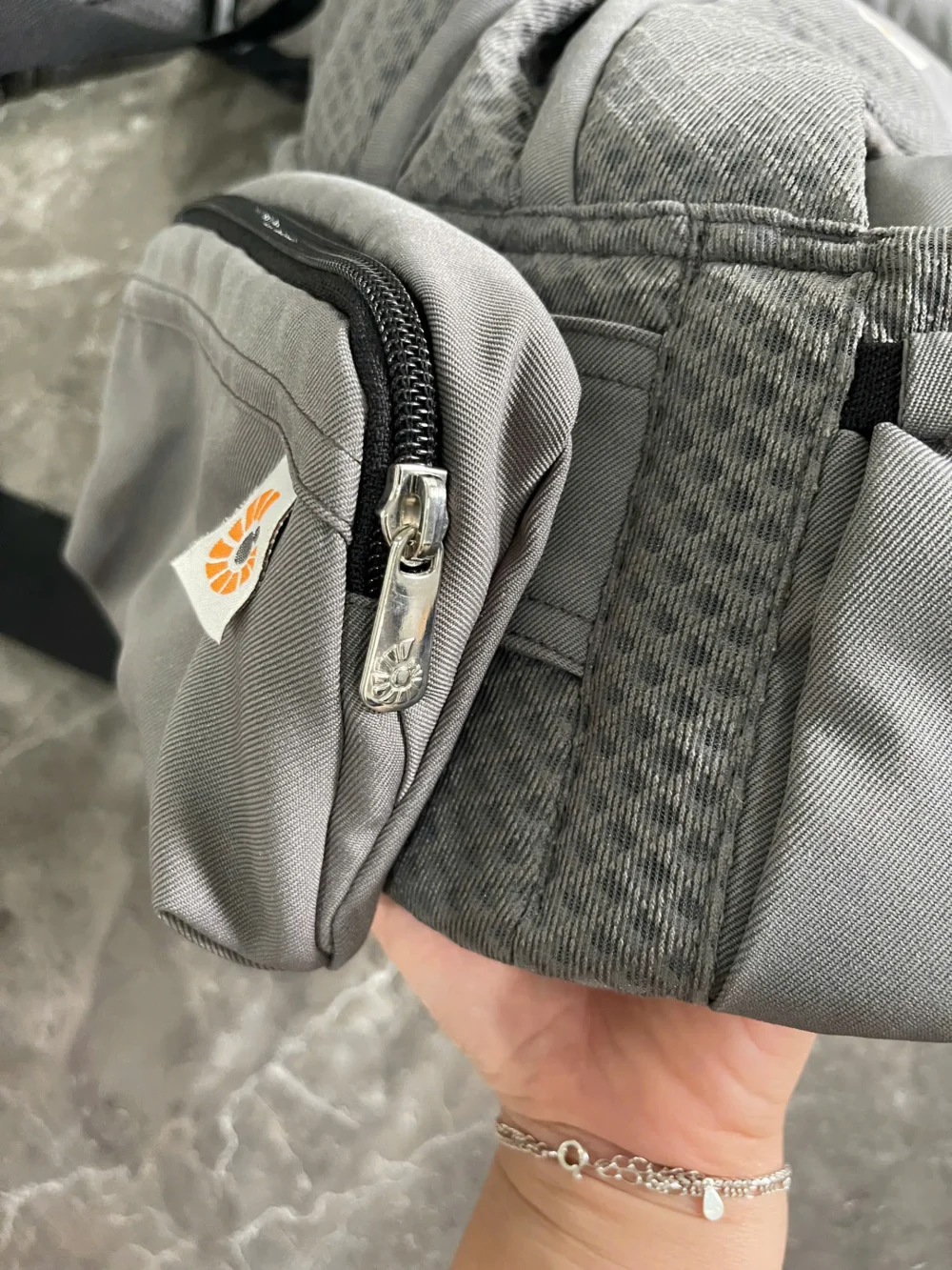 Địu Ergo baby Omni Breeze màu xám đậm (ko box) - Ảnh 20