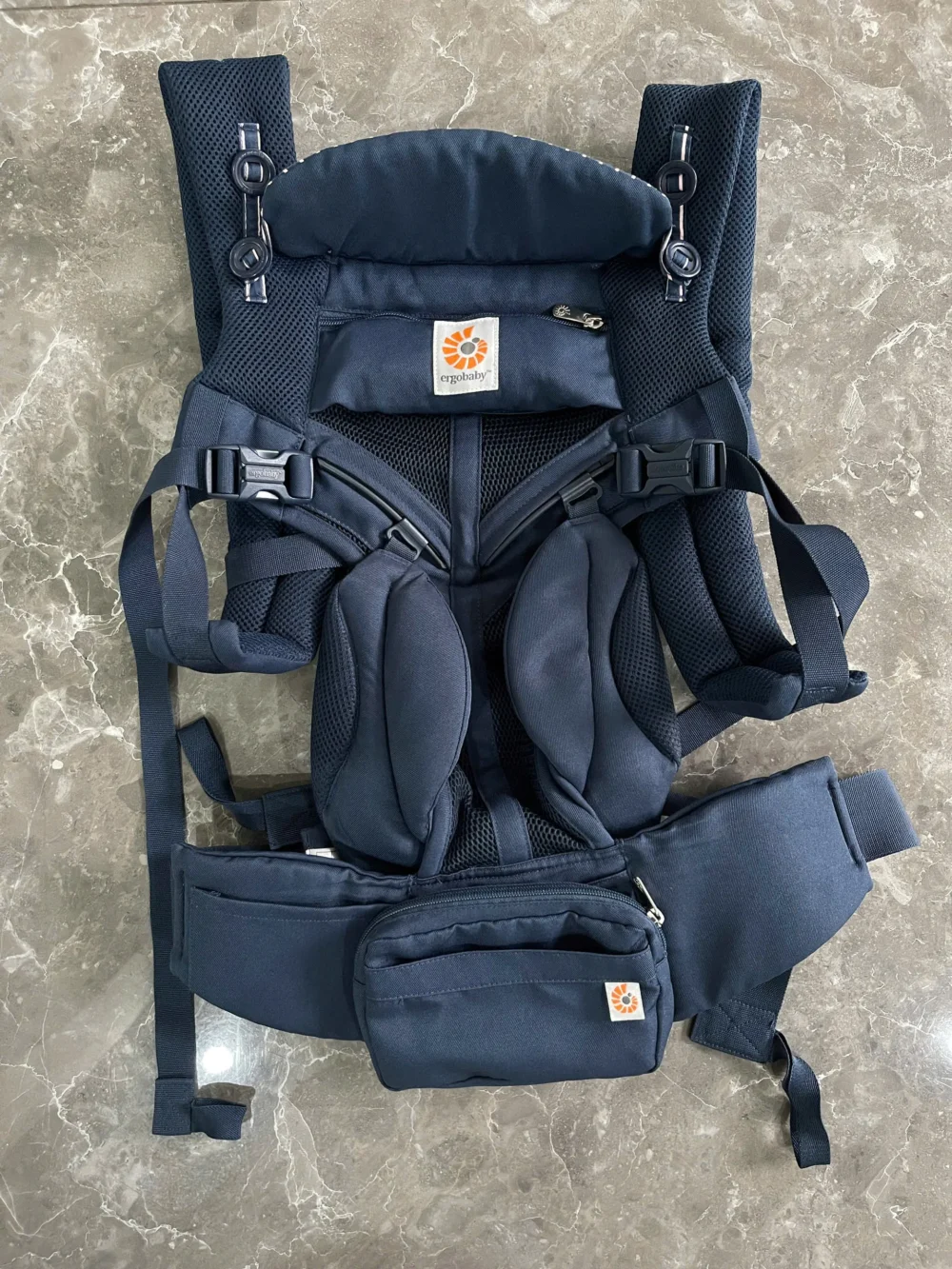 Địu Ergo baby Omni 360 cool air mesh xanh navy sọc hồng (còn box) tặng kèm yếm địu - Ảnh 6