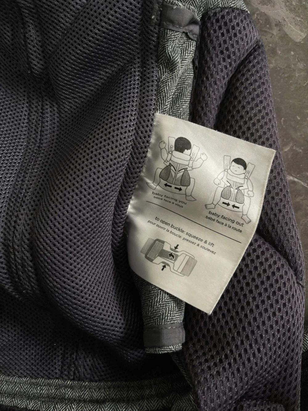 Địu Ergo baby Omni 360 cool air mesh màu xám đậm phối đen - Ảnh 25