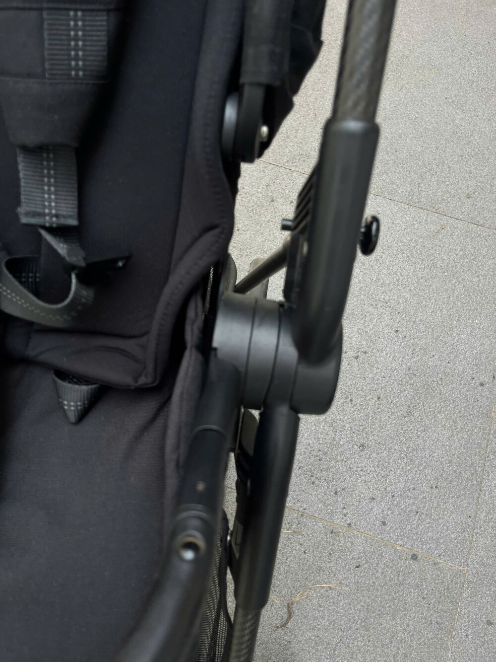 Xe đẩy Cybex Melio carbon full đen - Ảnh 3