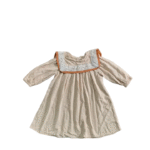 Váy đầm bé gái vải đũi Sora bebe màu be Sora bebe