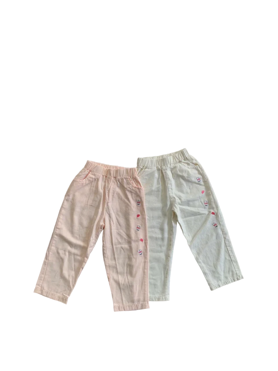 Set 2 quần dài vải kaki bé gái thêu hoạ tiết korean brandkorean brand 4-5 tuổi
