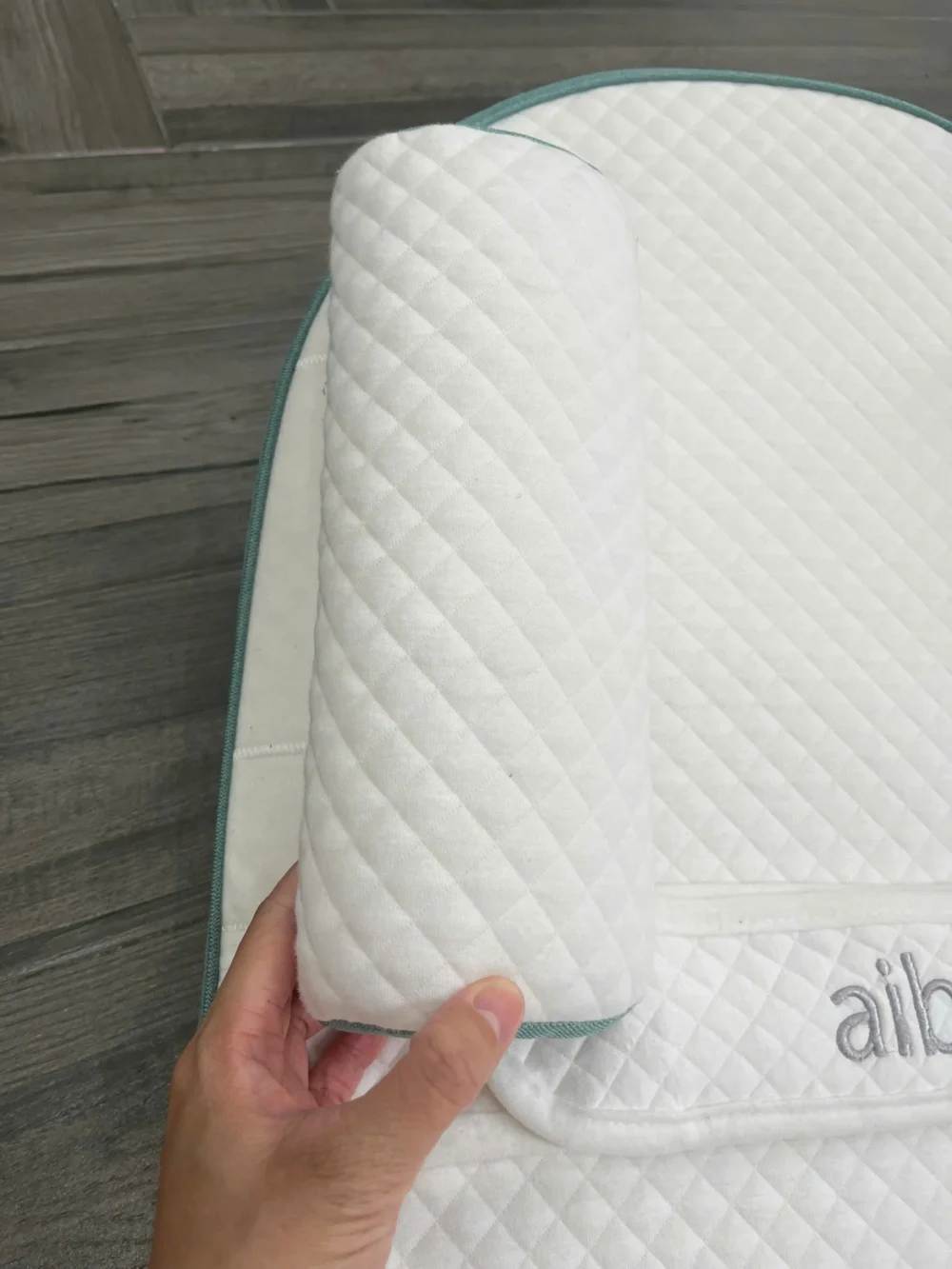 Gối chống trào ngược Aibedo màu trắng xanh - Ảnh 16
