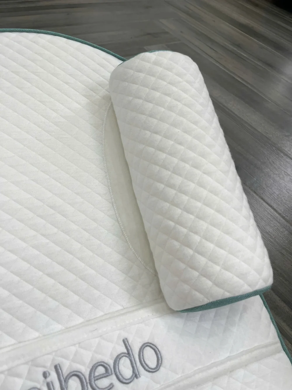 Gối chống trào ngược Aibedo màu trắng xanh - Ảnh 18