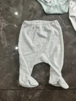 Set 4 bộ bodysuit bé & quần dài bịt chân sơ sinh mix brand (3 đến 6 tháng) - Ảnh 10