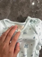 Set 4 bộ bodysuit bé & quần dài bịt chân sơ sinh mix brand (3 đến 6 tháng) - Ảnh 8